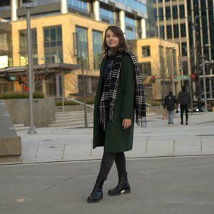 Meet your Posher, Lisa